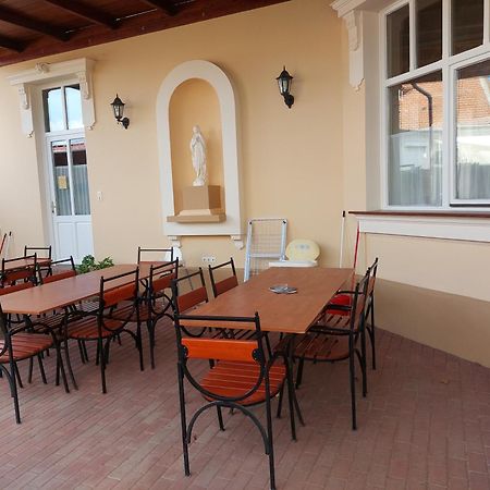 Gyulai Mesehaz Apartman Zewnętrze zdjęcie
